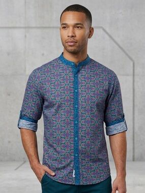 NWT Disney Parks Marvel Black Panther Wakanda Forever Button Down Shirt Large